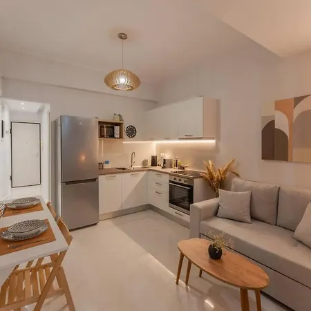 Jv Luxury Acropolis Apartment